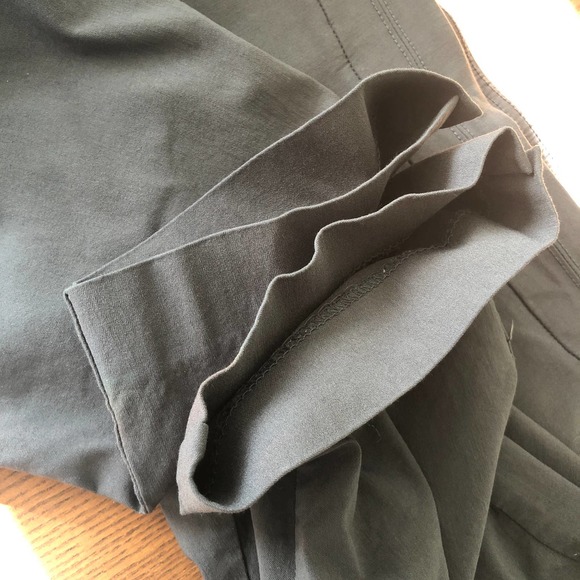 Apt. 9 Business Capris Size 22W - Picture 7 of 8